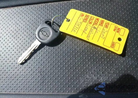 2003 Chevrolet Avalanche 1500 из США, поврежденный, VIN 3GNEC13T23G315110